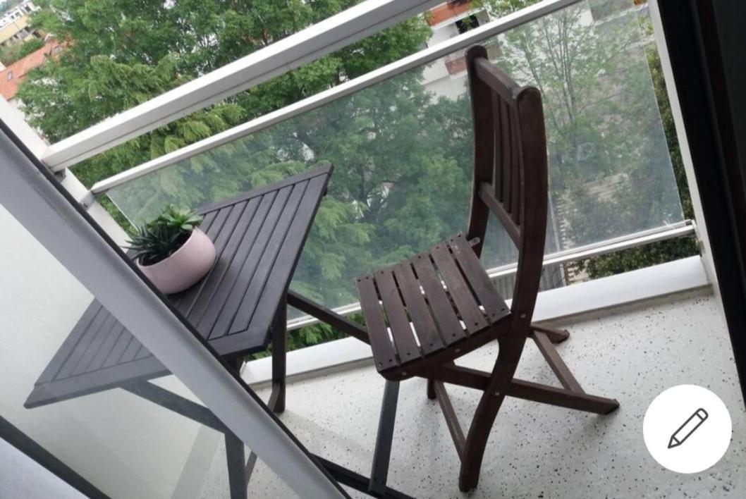 Chambre Chez L'Habitante Avec Salle De Bain Et Cuisine Communes - Presence D'Un Chat Bordéus Exterior foto